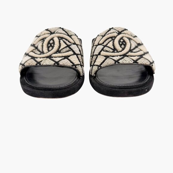 Chanel Embroidered Pearl CC Slide Mule Sandals Black White Size 39.5 US 8.5-9 - Picture 6 of 15